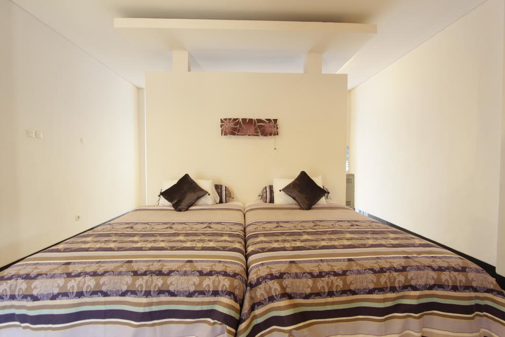 Alit Beach Resort&Villas Sanur Zimmer foto
