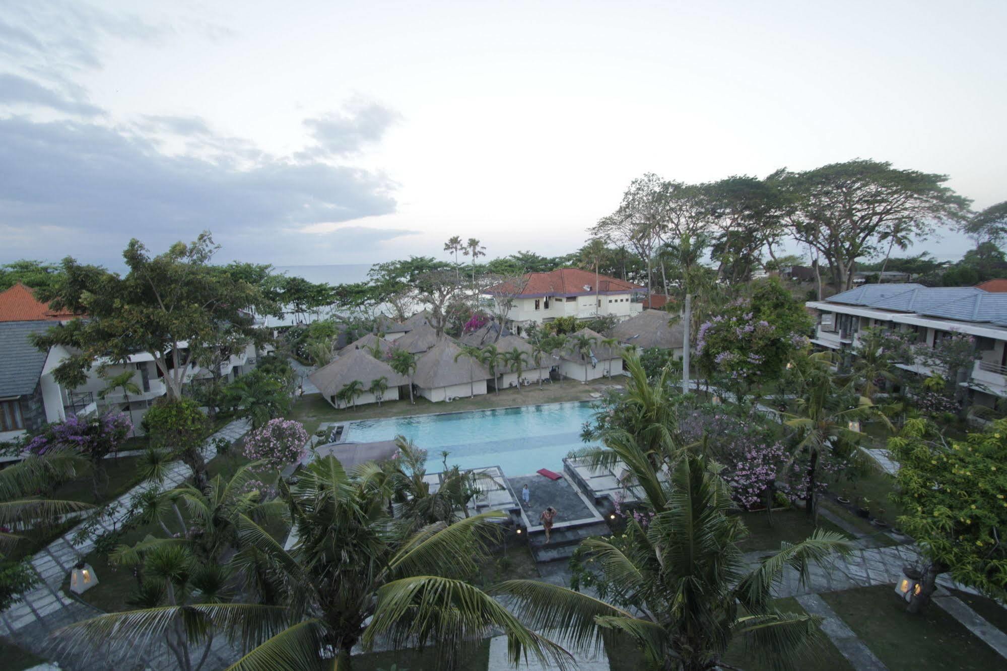 Alit Beach Resort&Villas Sanur Exterior foto